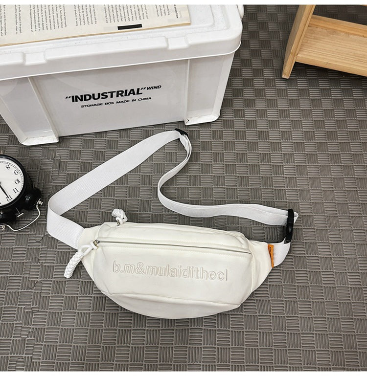 Fashionable and versatile crossbody bag