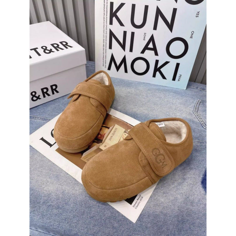Fashionable leather snow boot with cashmere lined velcro closure
