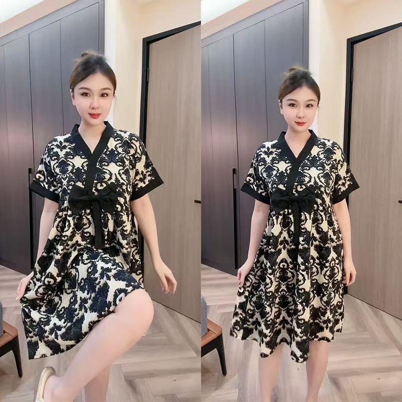 zp585-Women's summer large size loose short-sleeved nightdress