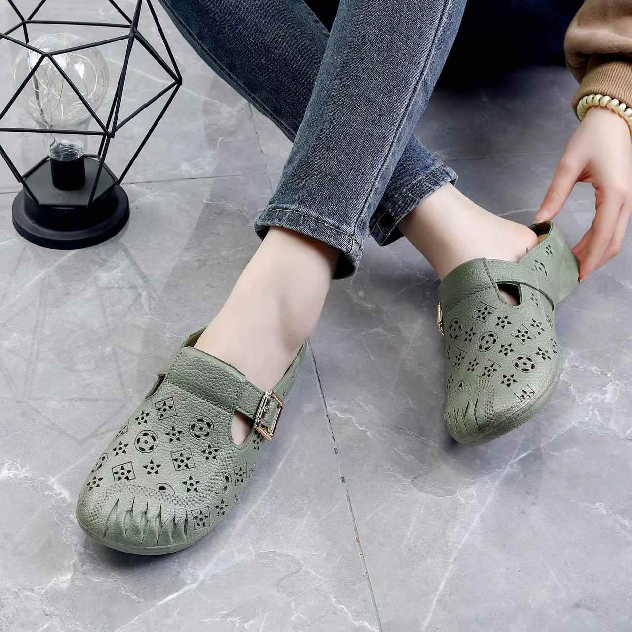 Women's hollow non-slip waterproof sandals