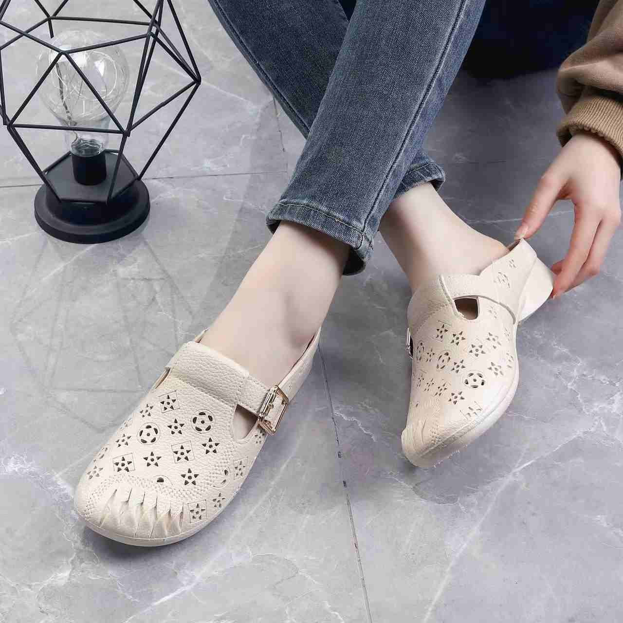 Women's hollow non-slip waterproof sandals