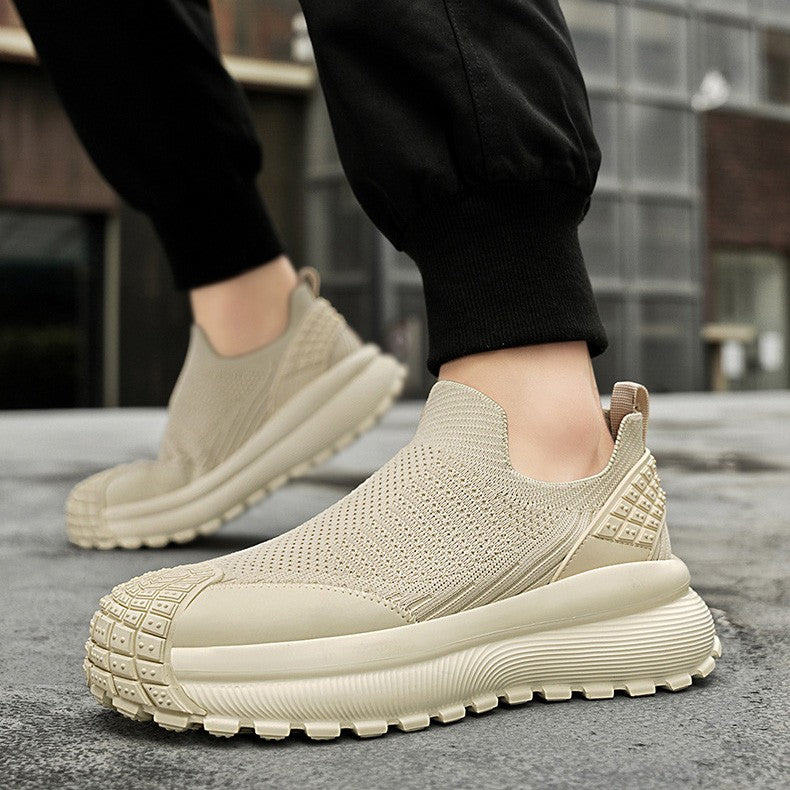 Casual breathable flying mesh men's shoes