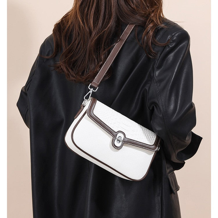 Fashionable and versatile crocodile pattern premium small square bag