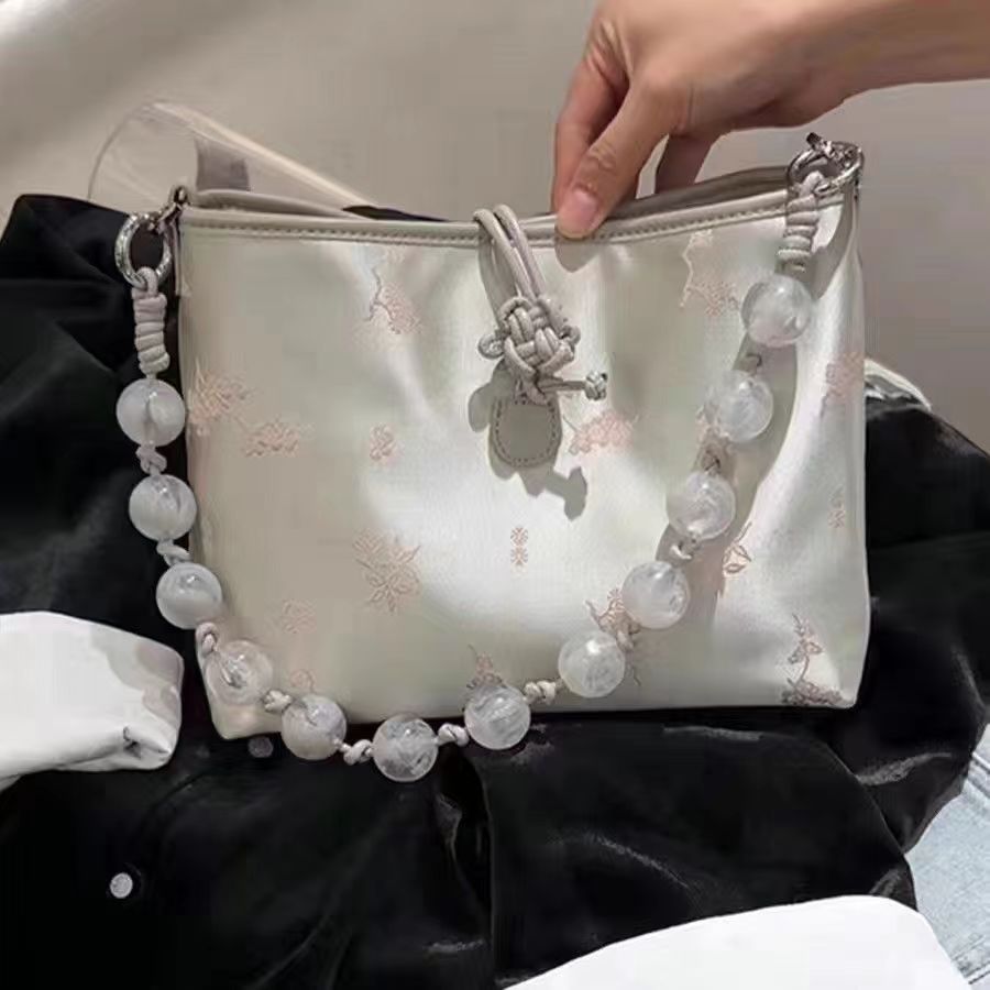 zp374-Embroidered beaded elegant shoulder bag for women