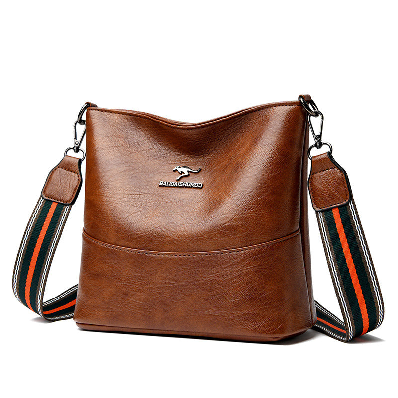 zp209-Women's soft leather shoulder crossbody bag