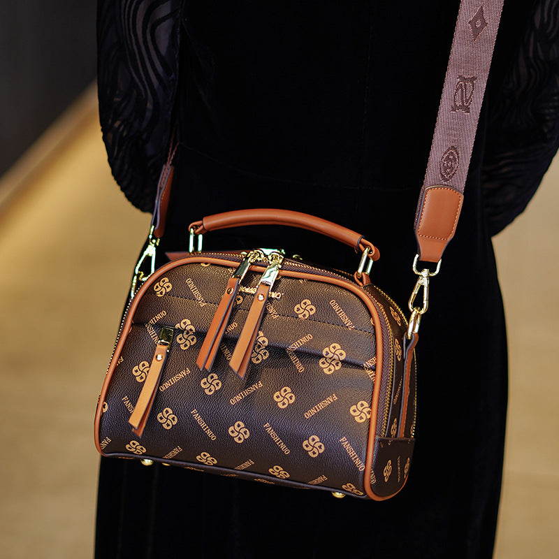 2024 trendy high-end small round handbag