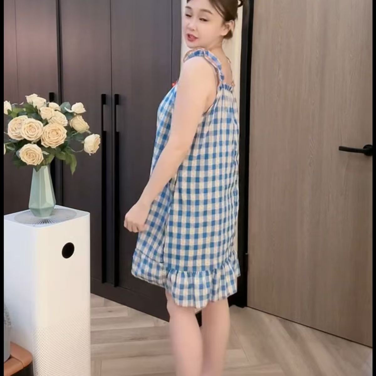 zp596-Women's fashionable summer suspender nightdress