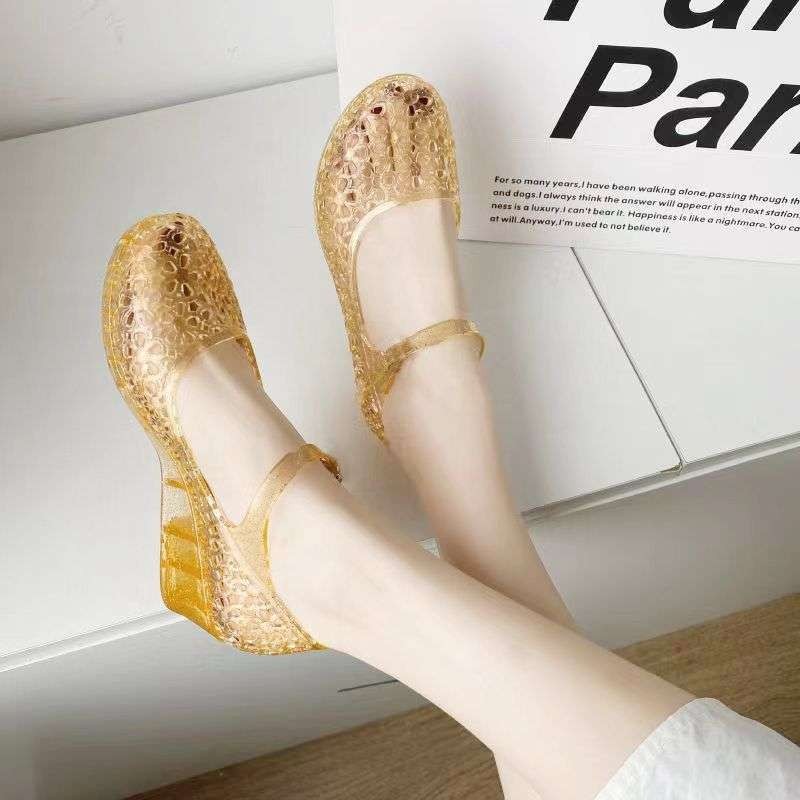 New women's crystal comfortable sandals