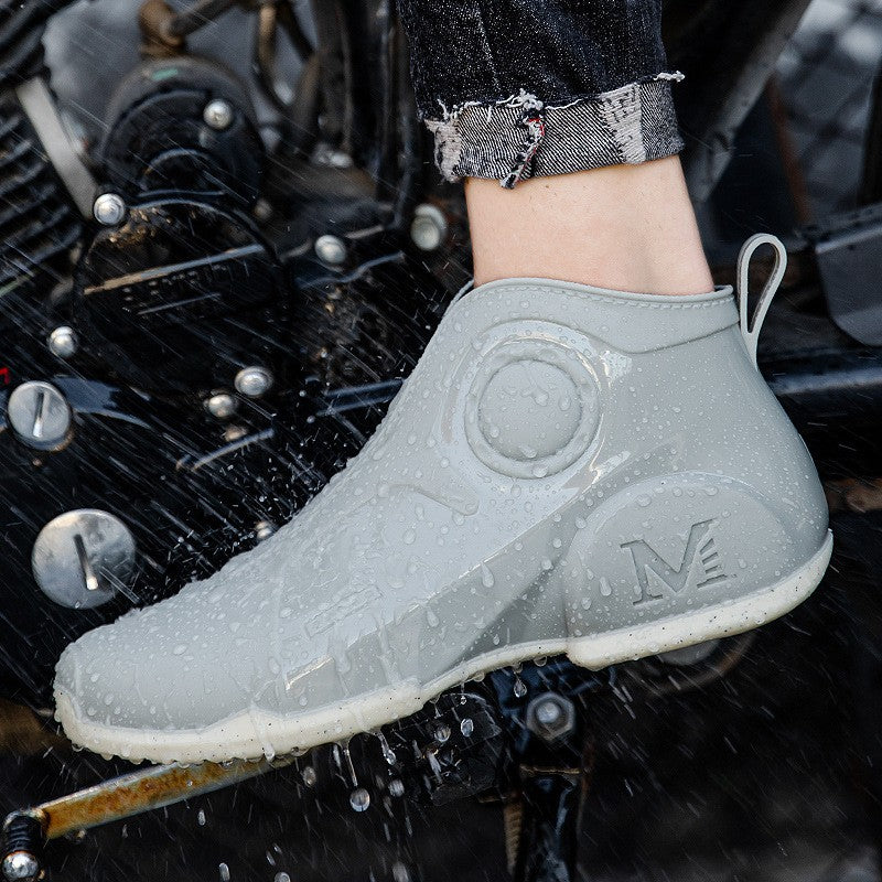 Men's summer waterproof and non-slip rain shoes