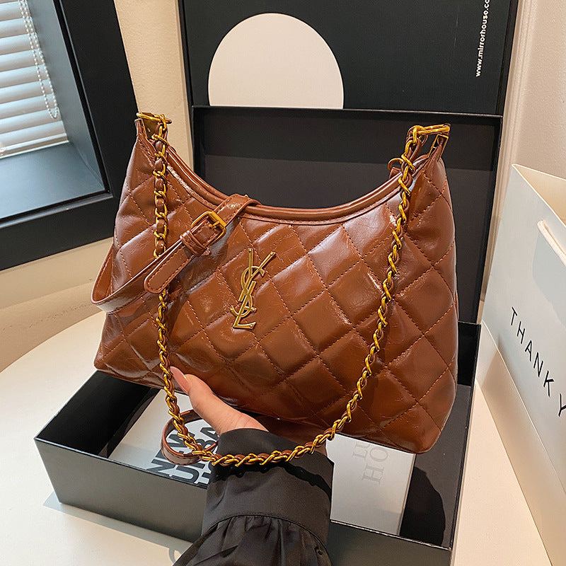 zp731-Chanel style diamond crossbody bag
