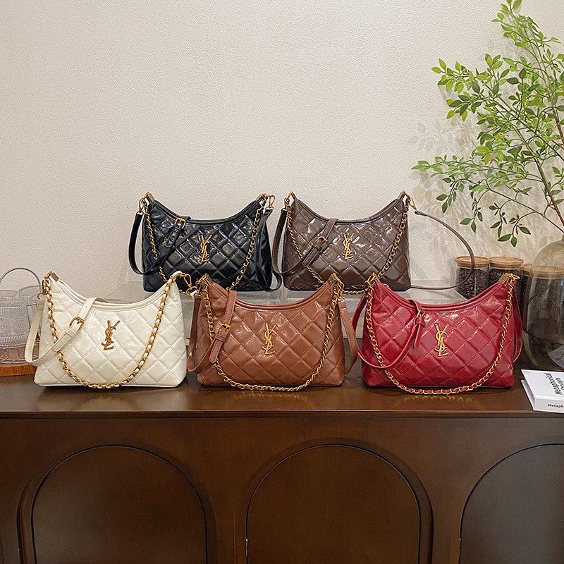 zp731-Chanel style diamond crossbody bag