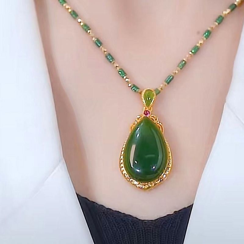 za12-Temperament and fashionable imitation jade pendant original design